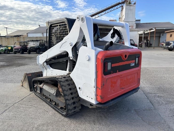 2019-bobcat-t590-image-4