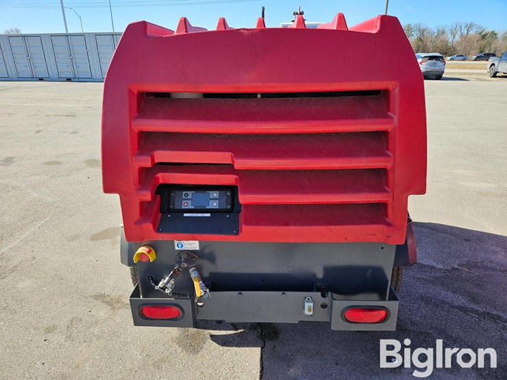 2022-massey-ferguson-730-image-6