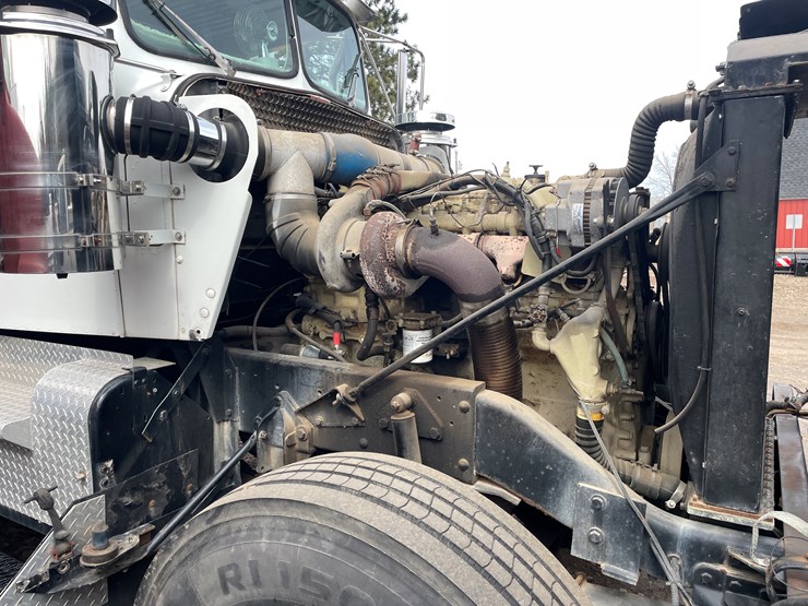 #246-•-1961-kenworth-truck-tractor-(has-nd-title)-(mora,-mn)-image-10