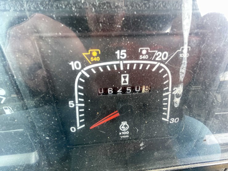 #408-•-tiger-special-6640-tractor-w/brush-cutter-(denmark,-wi)-image-44