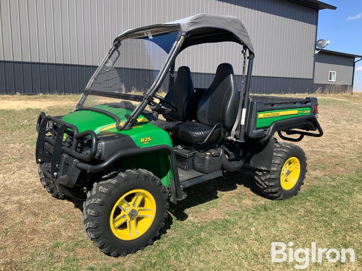 2011-john-deere-gator-image-1