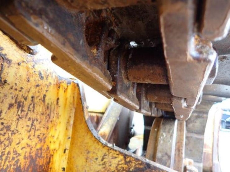 2018-deere-450k-image-48