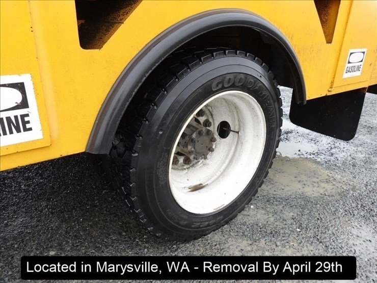 2002-international-durastar-4400-image-13