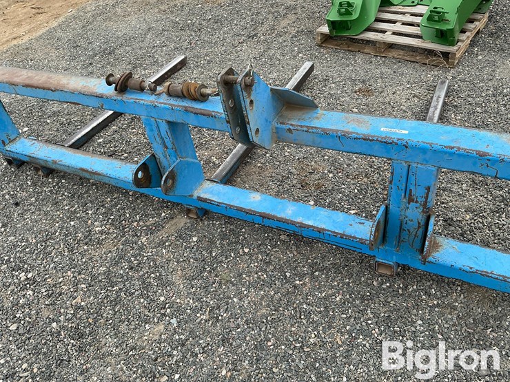 bohnert-3-pt-bale-carrier-image-9