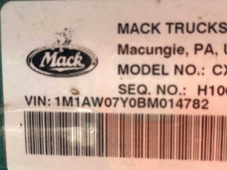 #236-•-2011-mack-semi-tractor-(title-in-delay)-(denmark,-wi)-image-45