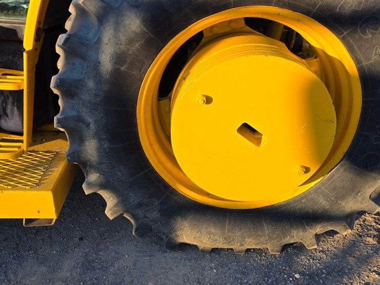 2002-john-deere-6410-image-34