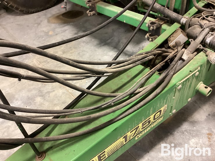 2005-john-deere-1750-image-8