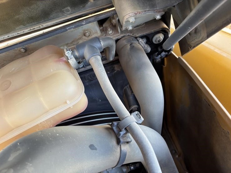 caterpillar-415f2-il-image-49