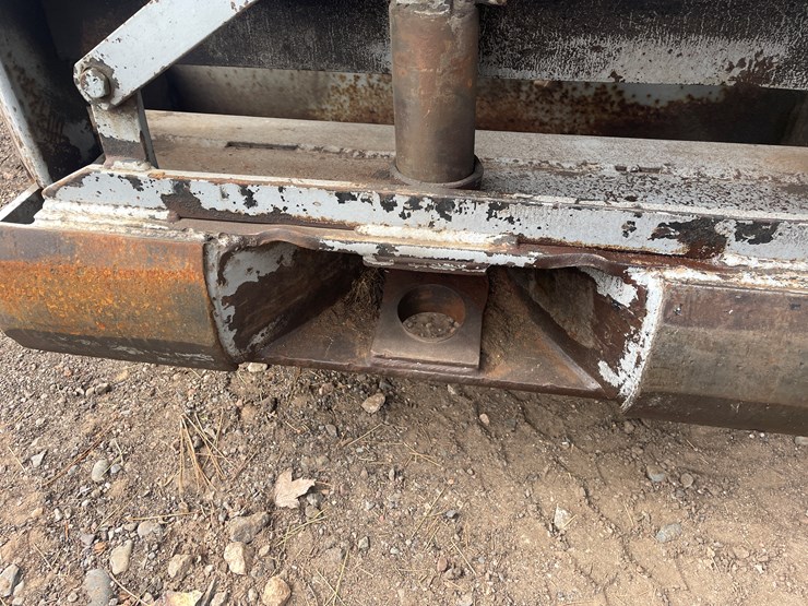 #212-•-2005-sterling-dump-truck-(has-mn-title)-(mora,-mn)-image-10