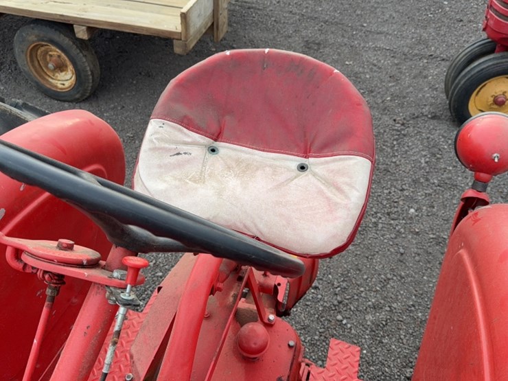 massey-ferguson-44-image-16