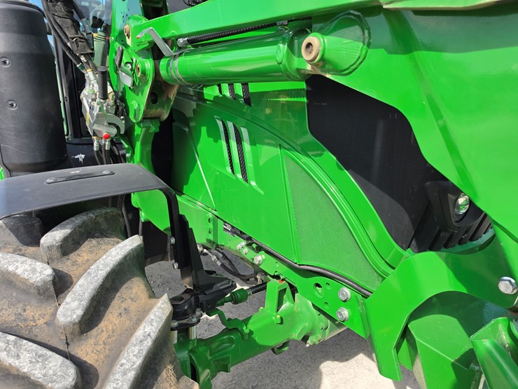 2023-john-deere-6130m-image-8