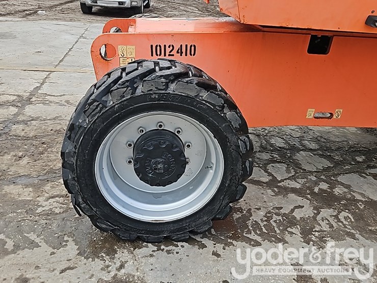 2007-jlg-800s-image-14