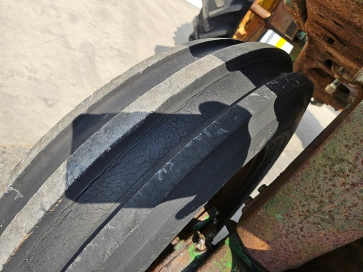 1954-john-deere-60-image-45