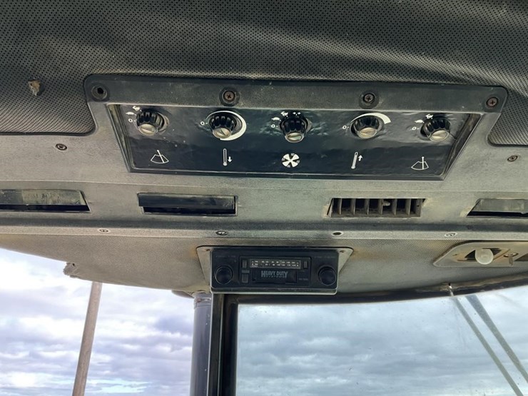 john-deere-4640-image-22