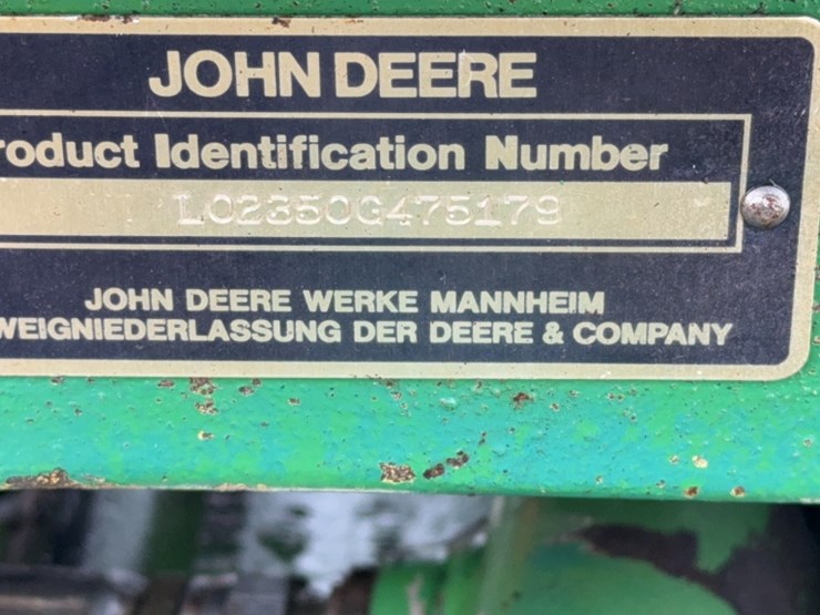 john-deere-2350-image-7