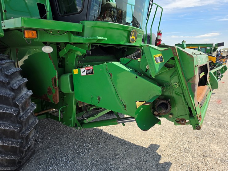 2005-john-deere-9860-sts-image-26