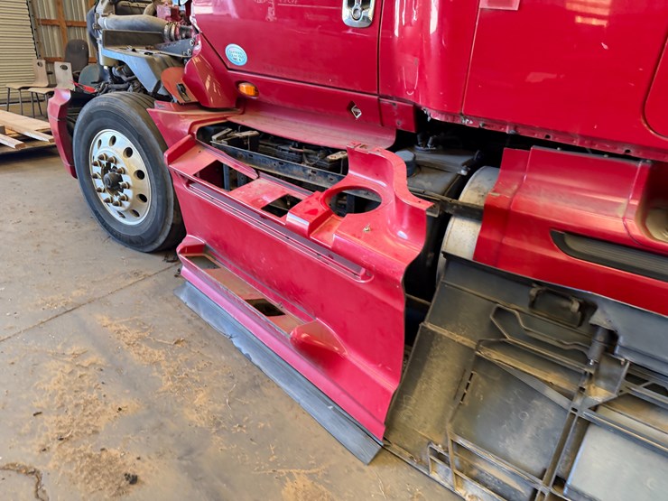 2014-international-prostar-image-32