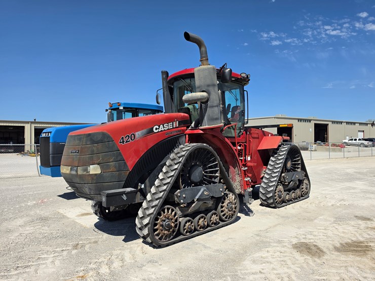 2014-case-ih-420-image-1