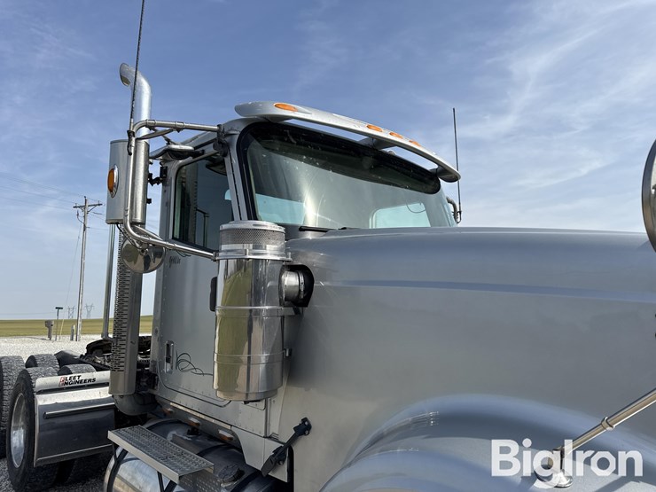 2013-international-9900-image-10