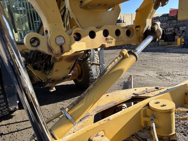 caterpillar-143h-image-29