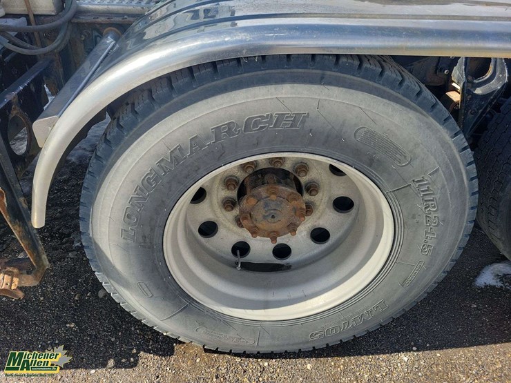 1999-international-9400-image-10