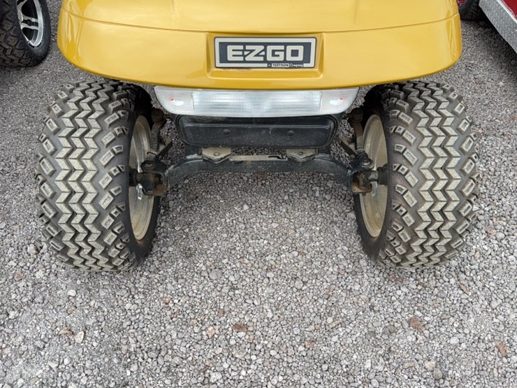 #3093-•-ez-go-4-seater-electric-golf-cart-image-4
