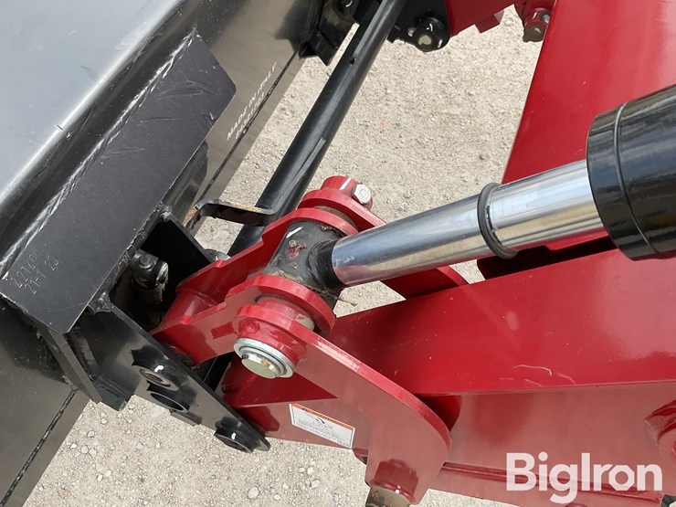 2021-case-ih-farmall-75c-image-10