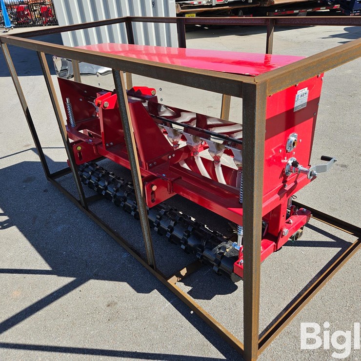 2025 MASSEY-FERGUSON 730