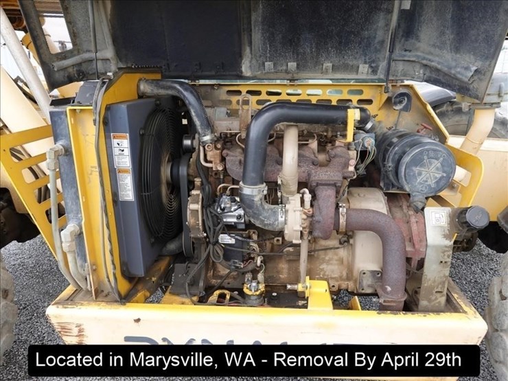 2006-gehl-dl10h44-image-25