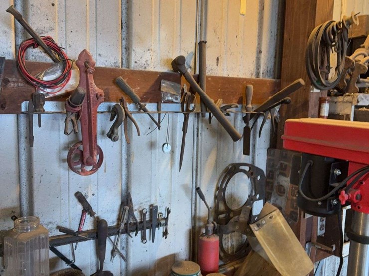 workbench-with-power-smart-drill-press-and-various-tools-image-8