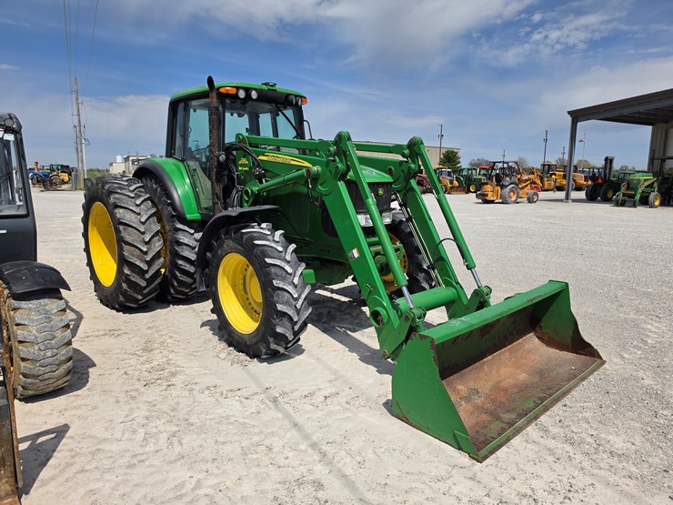 2006-john-deere-7520-image-1