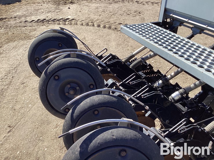 2016-crust-buster-4000-image-19