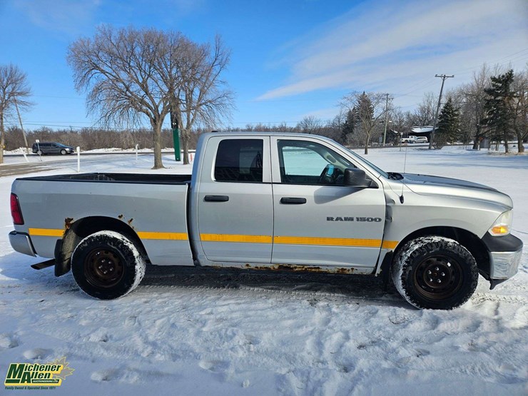 2012-dodge-1500-image-8