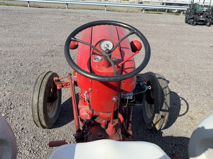 ford-tractor-image-13