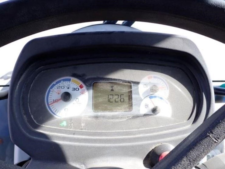 2012-new-holland-t4.75-image-11