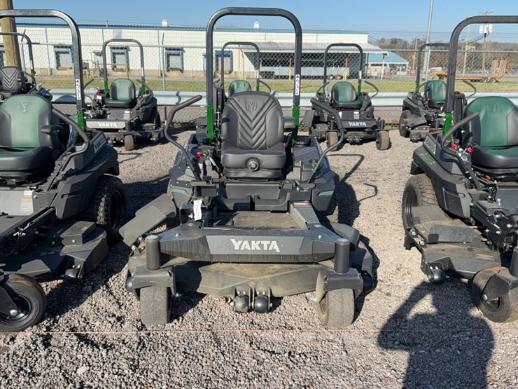 #4051-•-yakta-yxr-710-zero-turn-mower-image-2