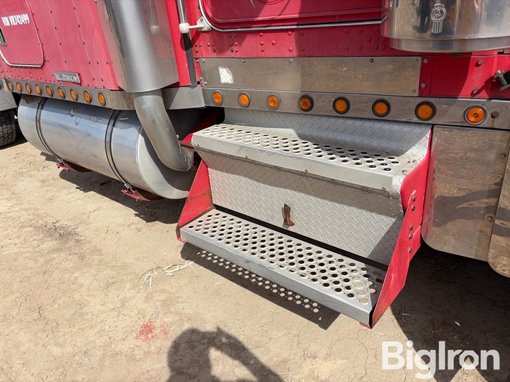 1997-kenworth-w900b-image-18