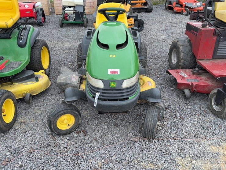 #4084-•-john-deere-ss116-riding-mower-image-2