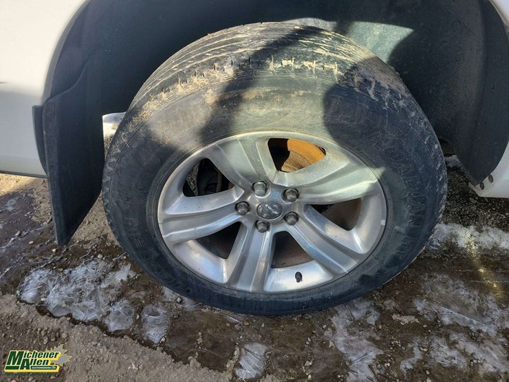 2013-dodge-1500-image-9