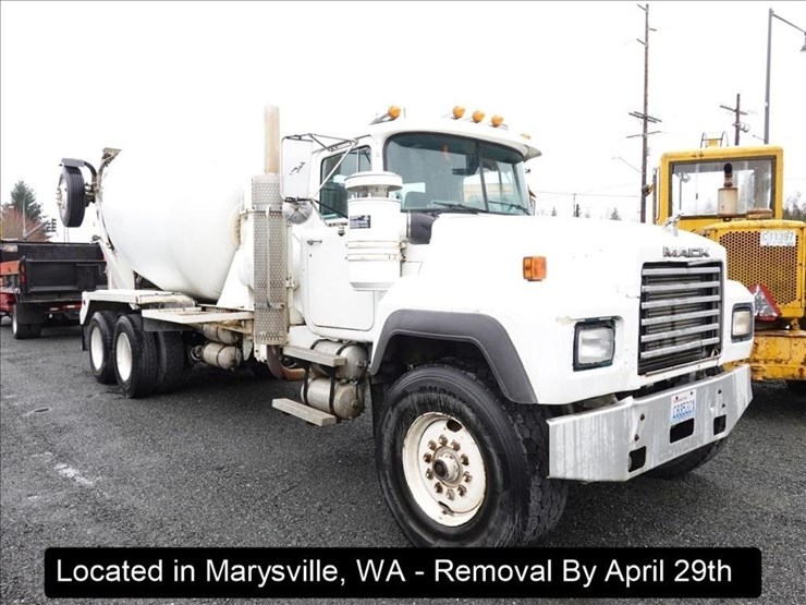 1996-mack-rd690s-image-25