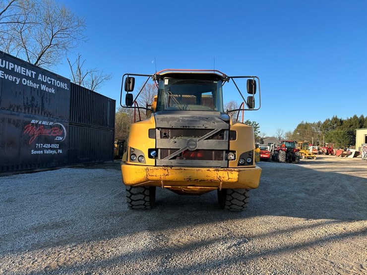 2014-volvo-a25g-image-7