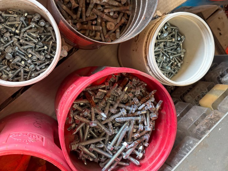 nails/screws/fasteners-image-19