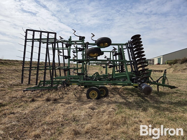 john-deere-726-image-4