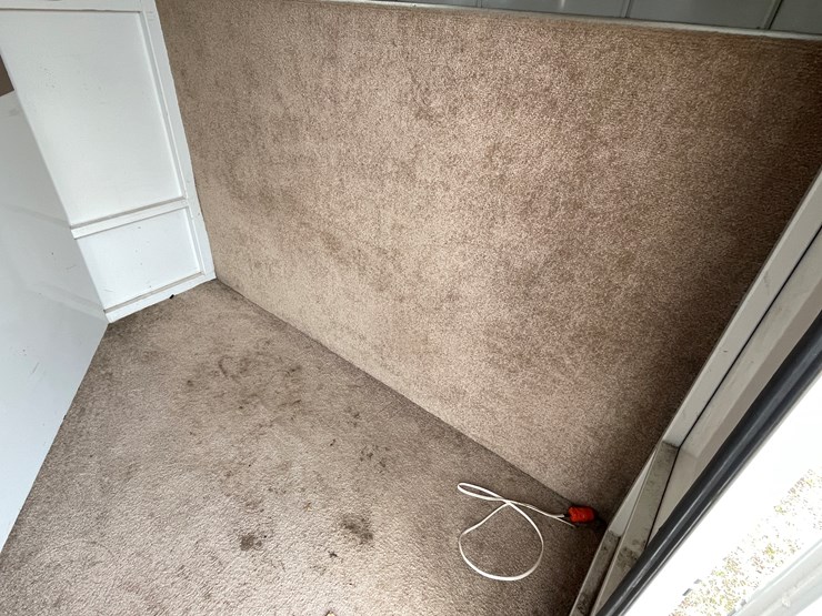 #292-•-2005-trails-west-classic-horse-trailer-(has-mn-title-in-delay)(scandia,-mn)-image-40