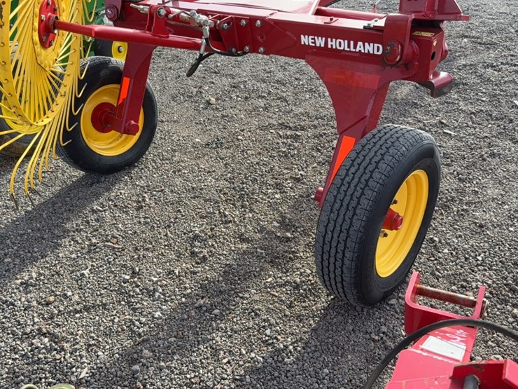 2016-new-holland-1022-image-4