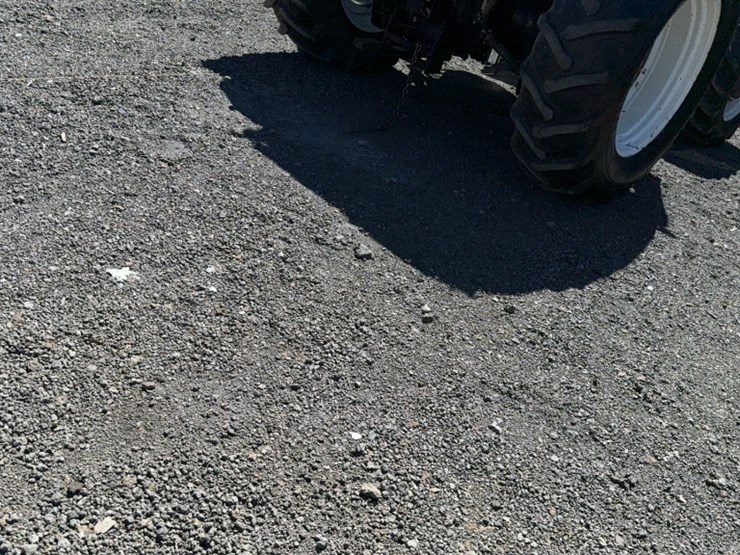 new-holland-t6030-image-7