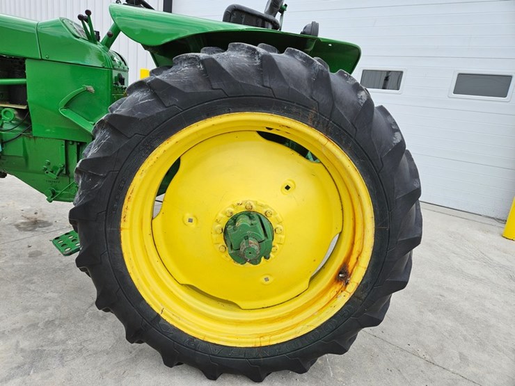 1961-john-deere-2010-image-33