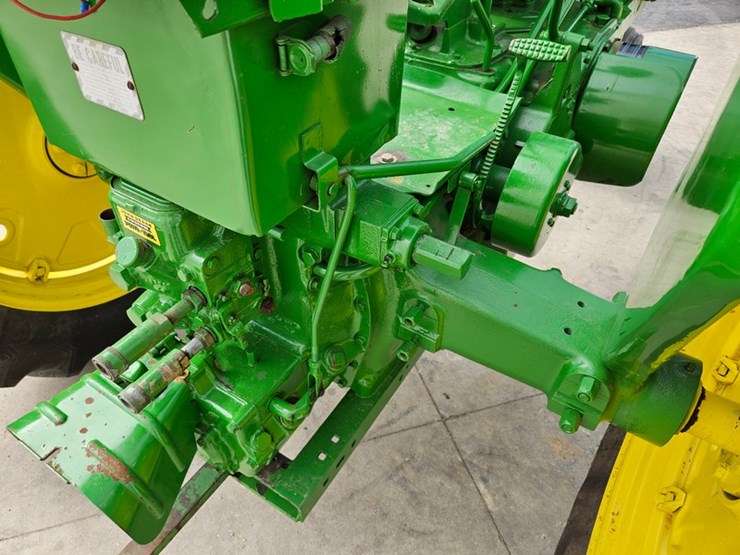 1955-john-deere-70-image-21