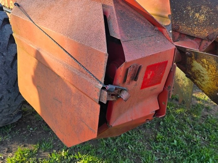 new-holland-513-image-5