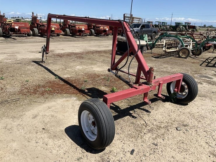 new-holland-252-image-3